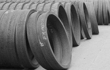 턴테이블 슬리핑 베어링의 재료 선택