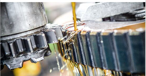 Sleewing 베어링과 어울리는 피니언 사이의 메시 문제